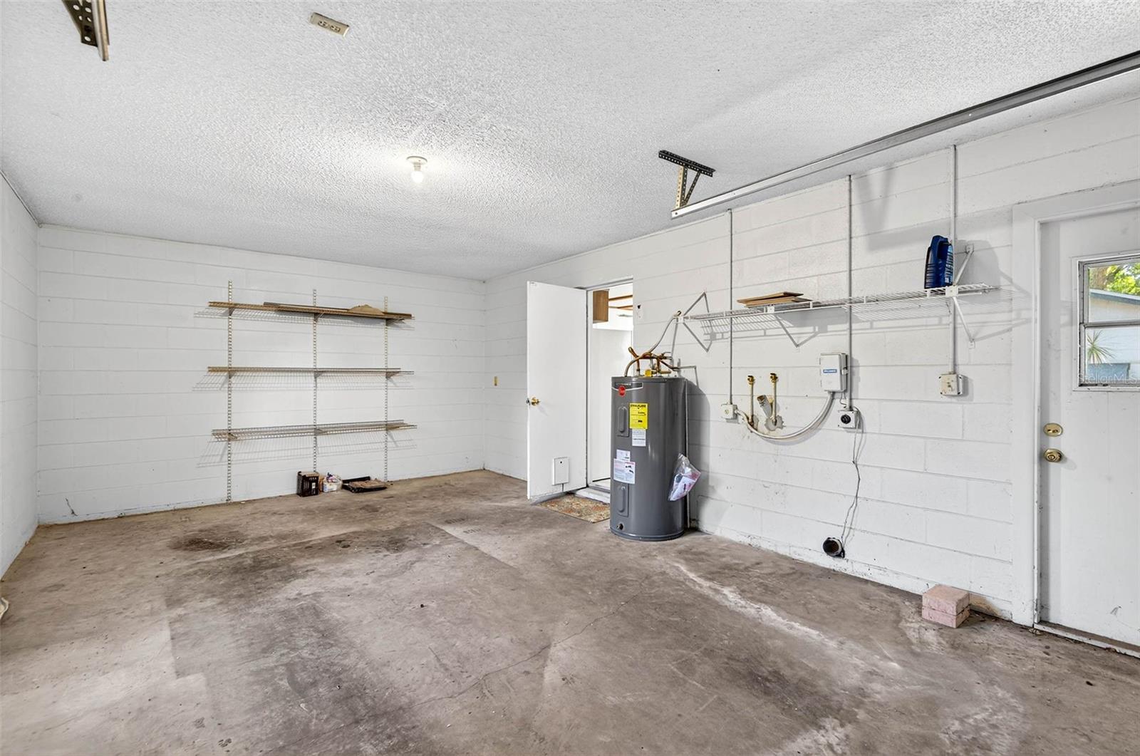 RIVERSIDE ESTATES CORR - Residential