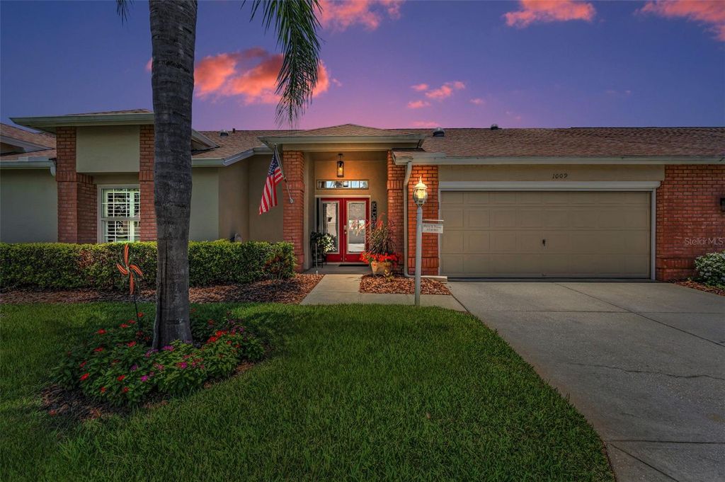 Photo of 1009 Almondwood Drive, Trinity, FL 34655 (MLS # W7876617)