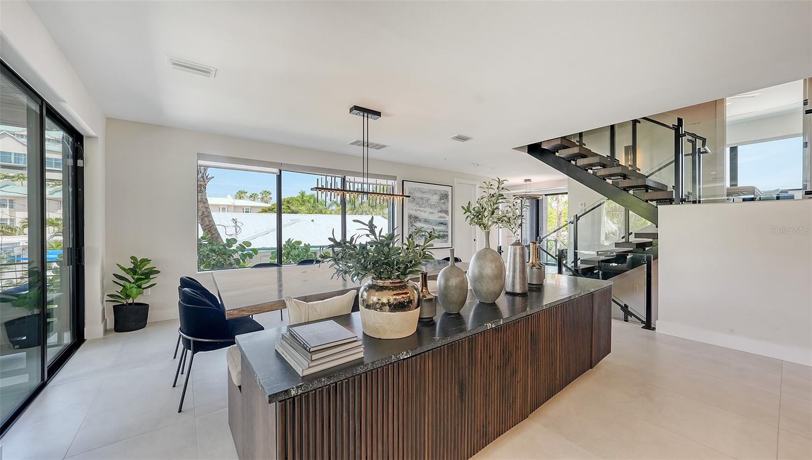 LIDO BEACH - Residential