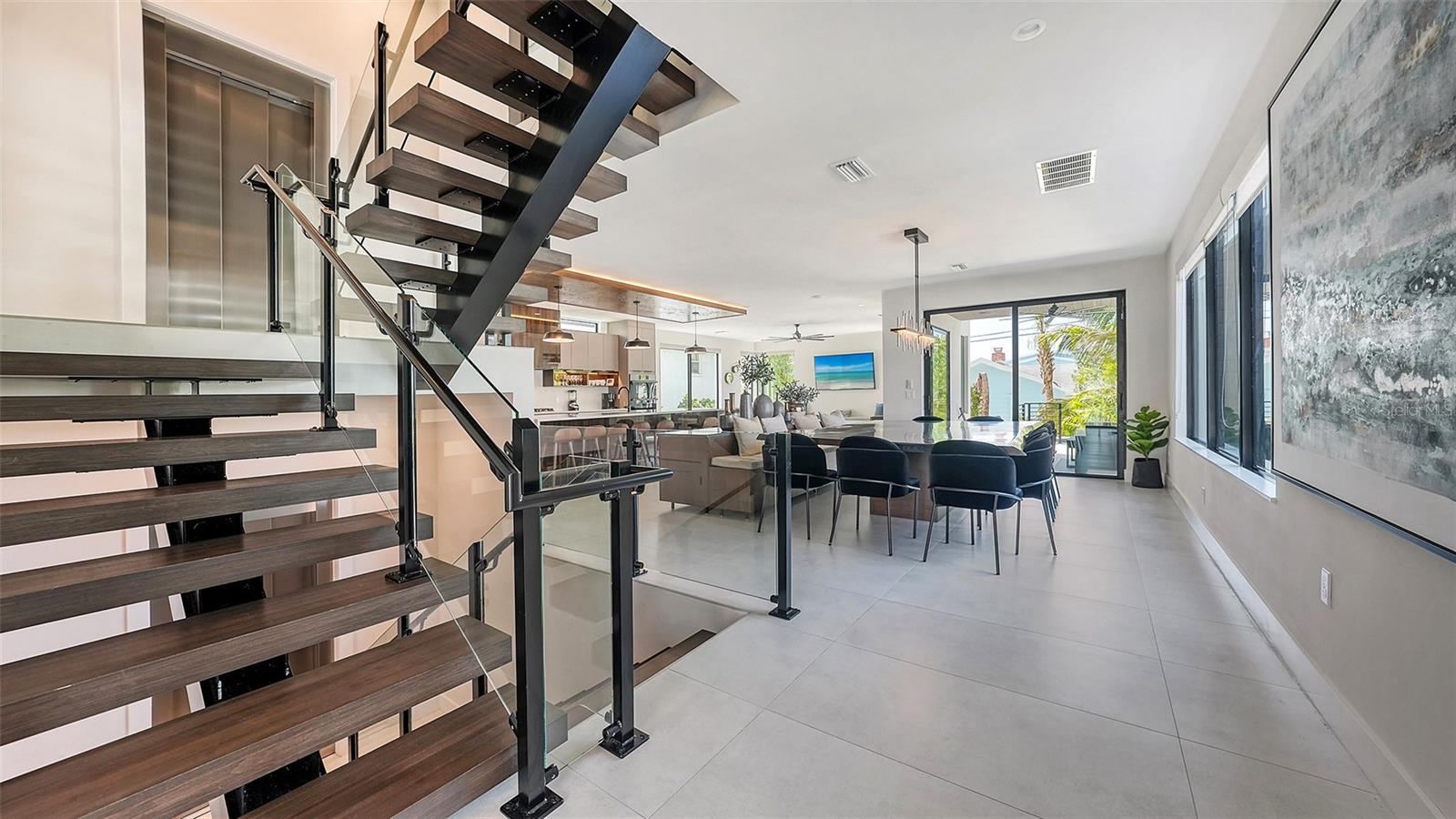 LIDO BEACH - Residential