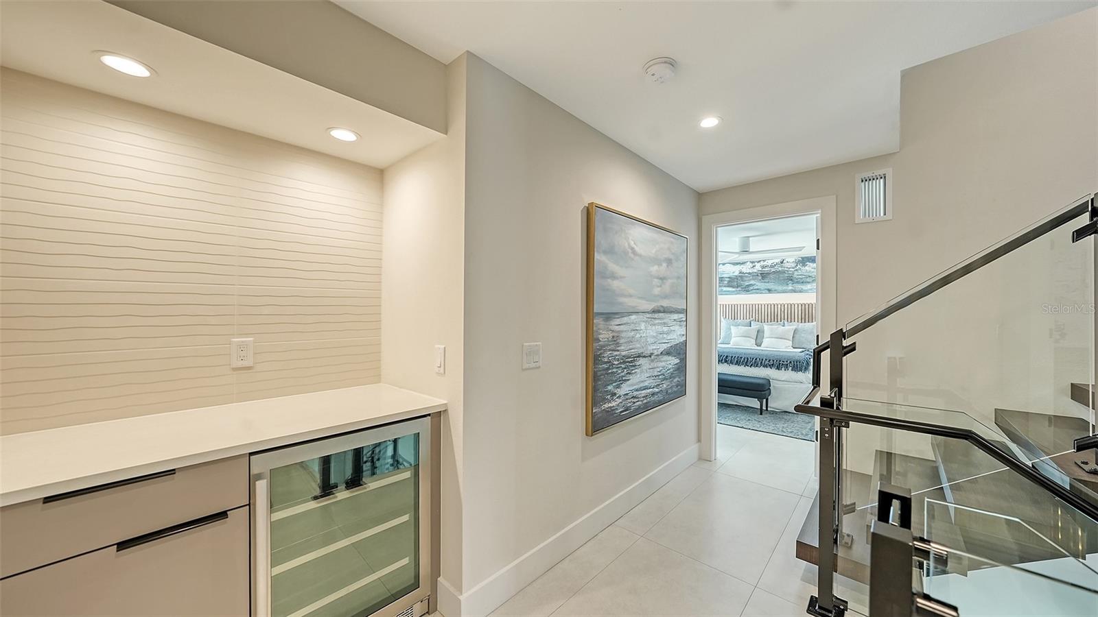 LIDO BEACH - Residential