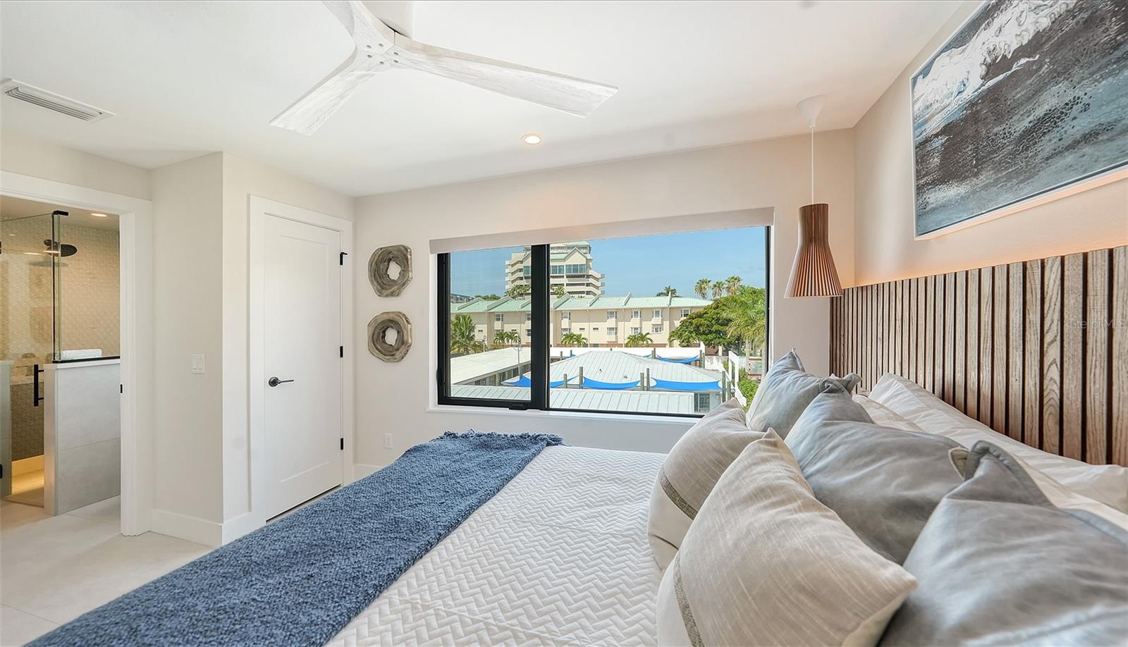 LIDO BEACH - Residential