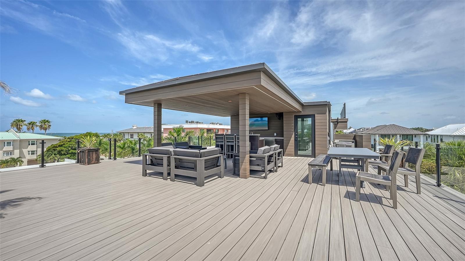 LIDO BEACH - Residential