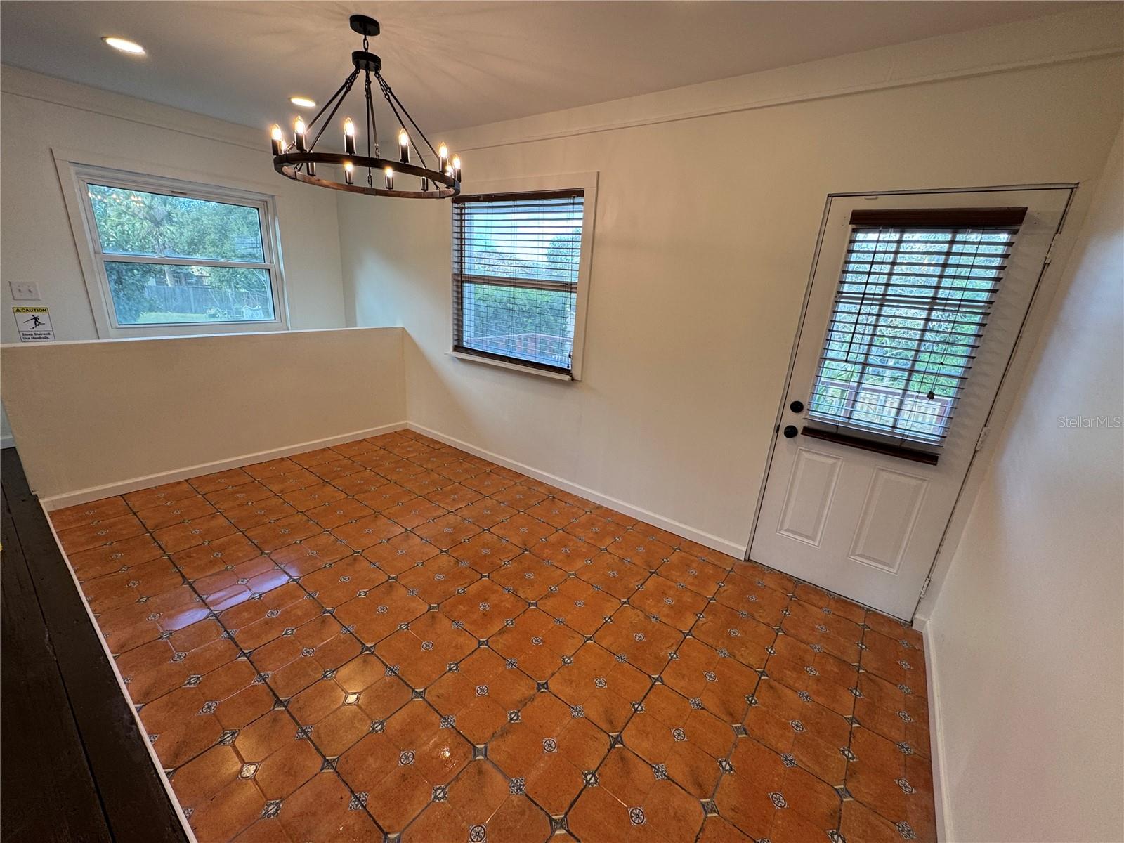 EUSTIS - Residential Lease