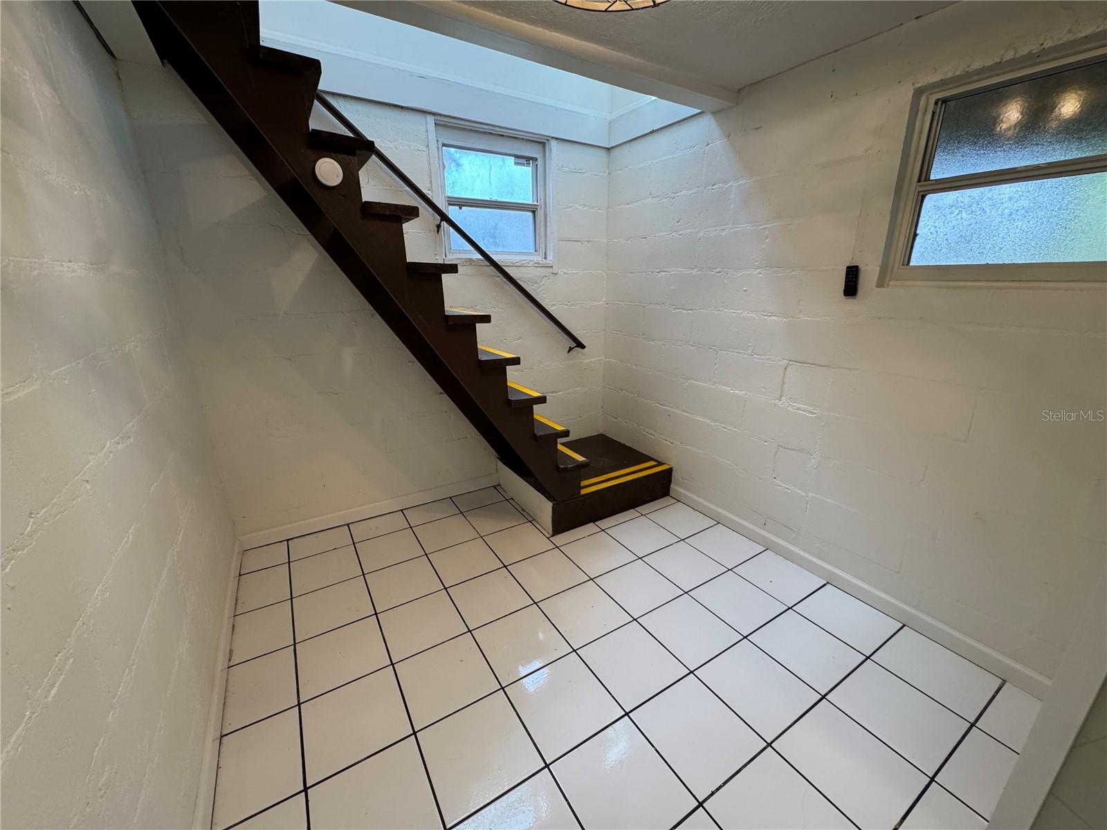 EUSTIS - Residential Lease