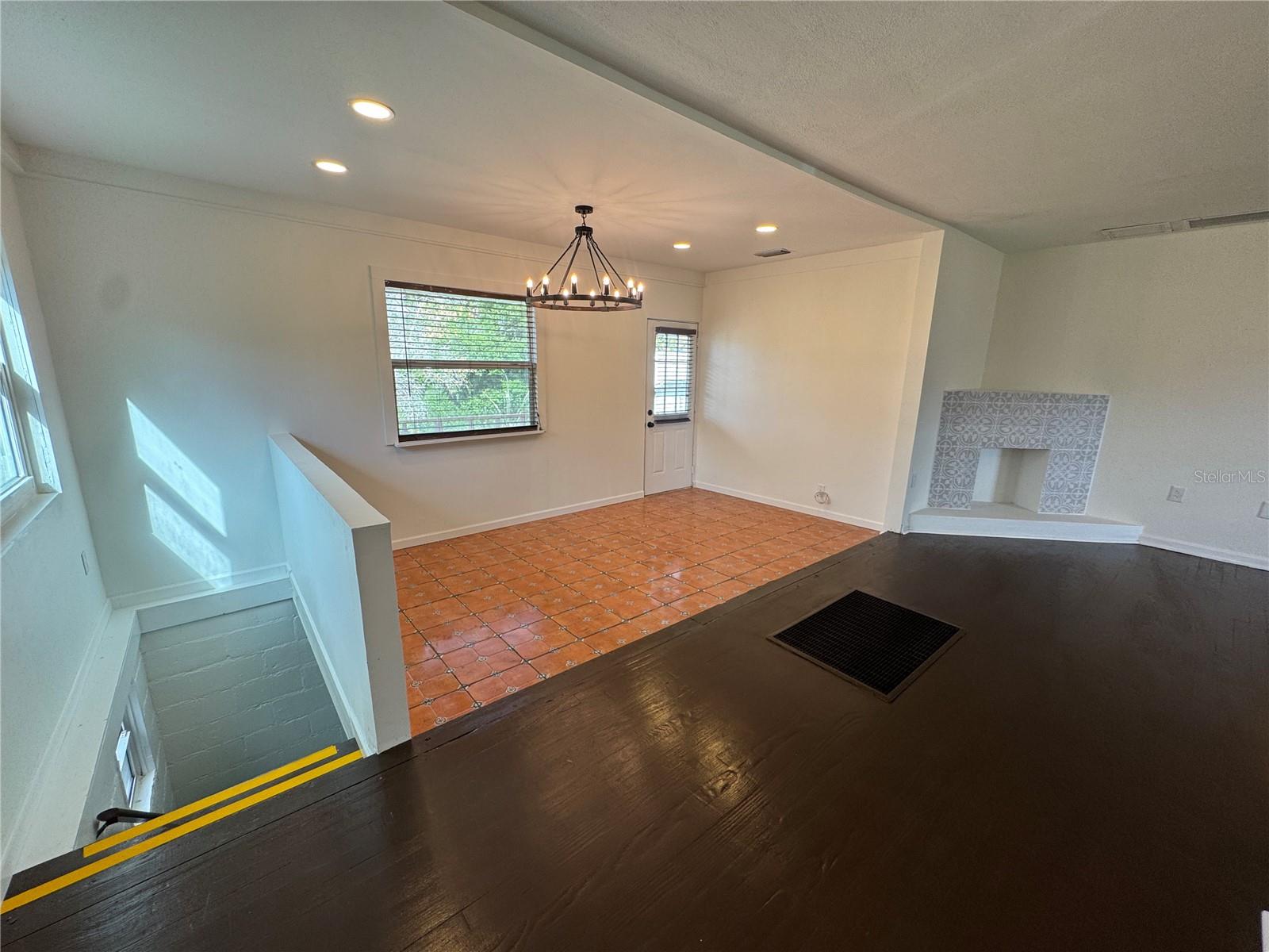 EUSTIS - Residential Lease