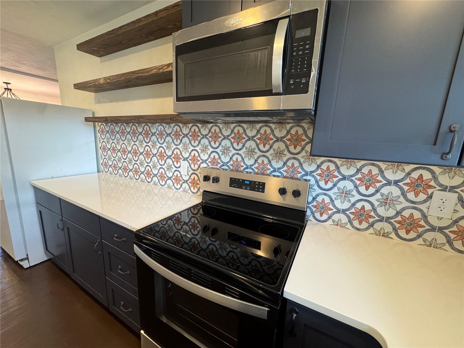 EUSTIS - Residential Lease