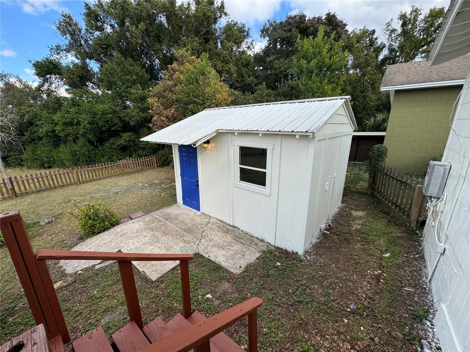 EUSTIS - Residential Lease