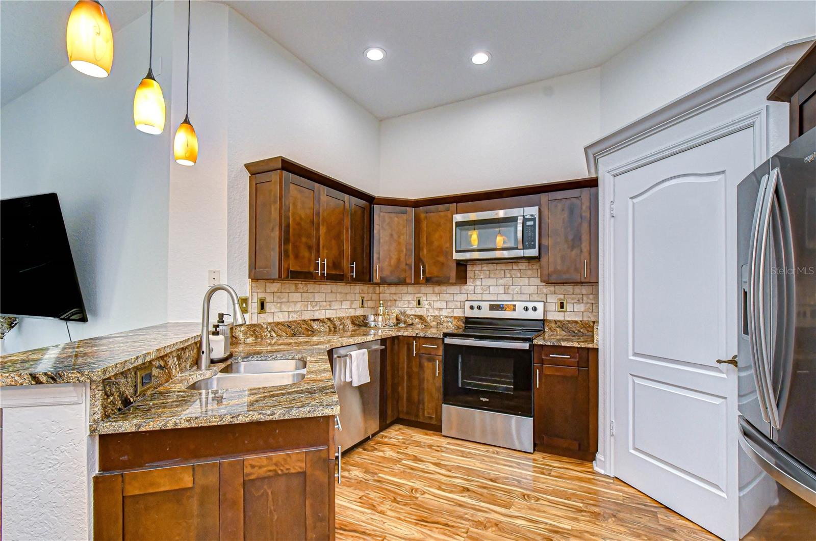ISLAND PLACE A CONDO - Residential