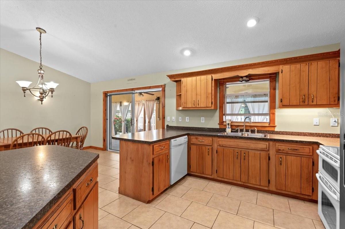 BAHIA VISTA HEIGHTS - Residential