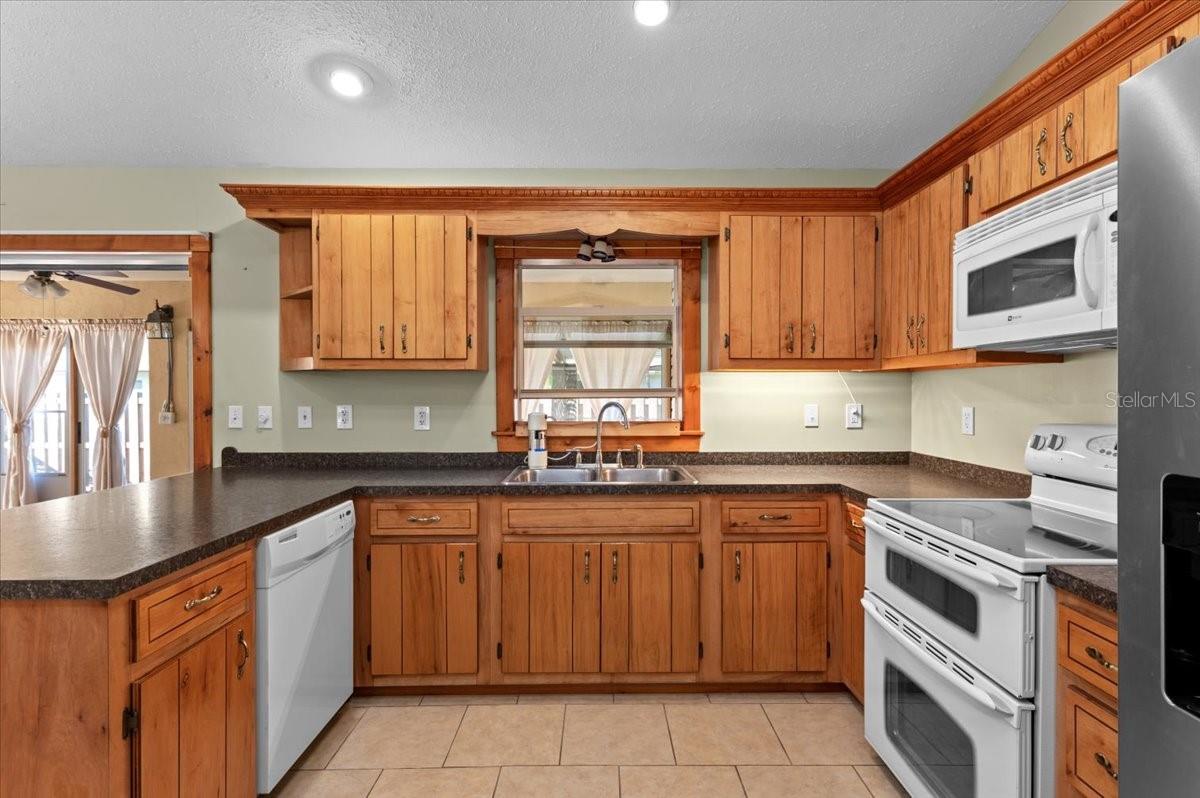 BAHIA VISTA HEIGHTS - Residential