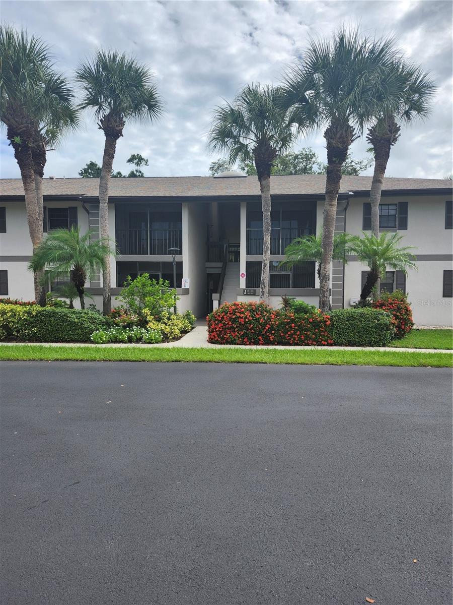 2 Bed / 2 Bath First-Floor Condo in Oak Forrest – 55+ Gated Community
Features:
Brand new carpet and interior paint
New kitchen appliances being installed for your move-in
Screened lanai – perfect for relaxing outdoors
The grounds and landscaping are well maintained
Spacious layout with no stairs
First-floor convenience for easy access
Inside washer and dryer
Community Amenities (Included in Rent):
3 heated pools
Clubhouse with regular activities
Shuffle board and picnic areas
Friendly neighbors in a quiet, welcoming environment
Water and sewer are included in the rent!