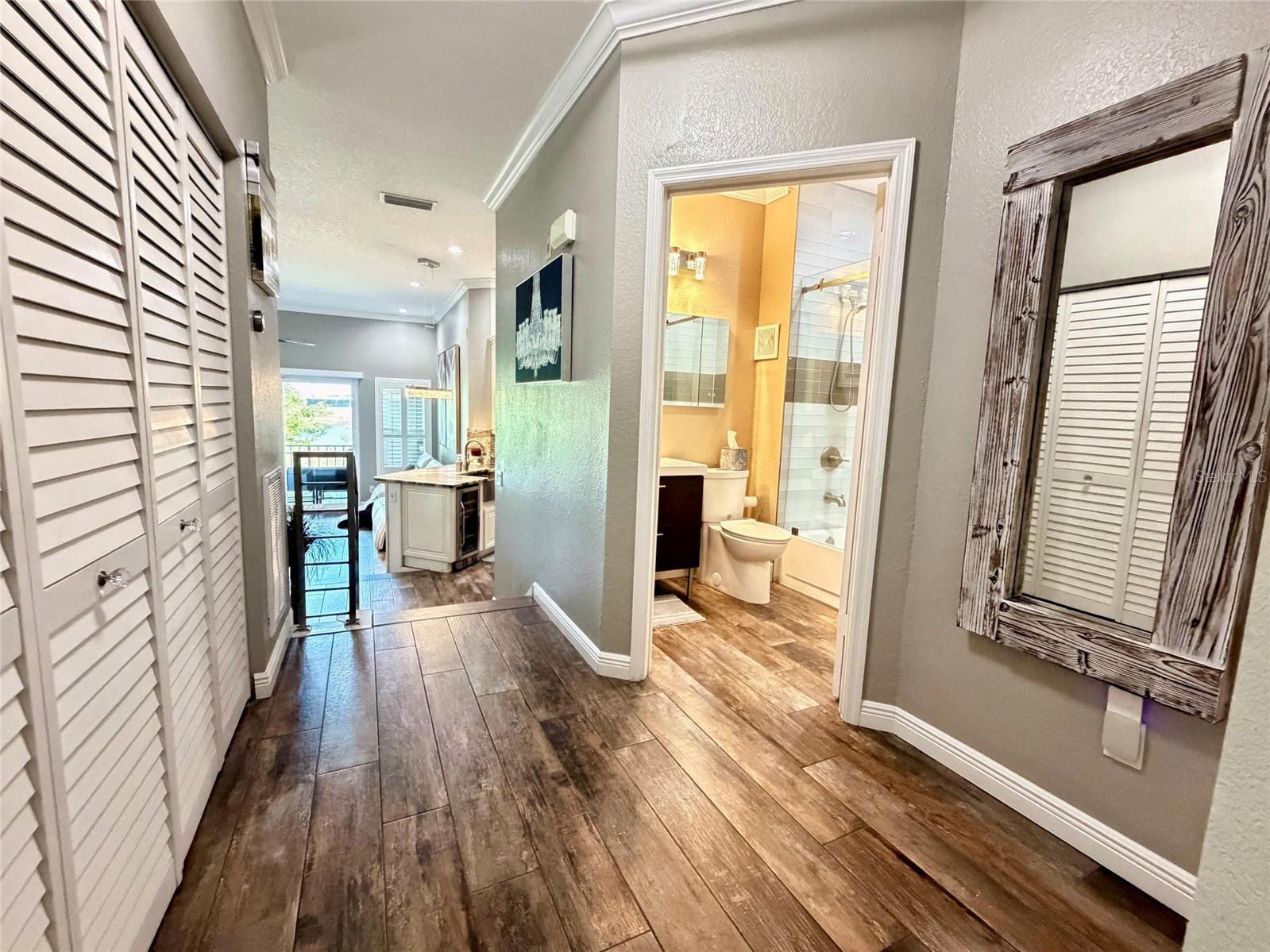 ISLAND PLACE A CONDO - Residential