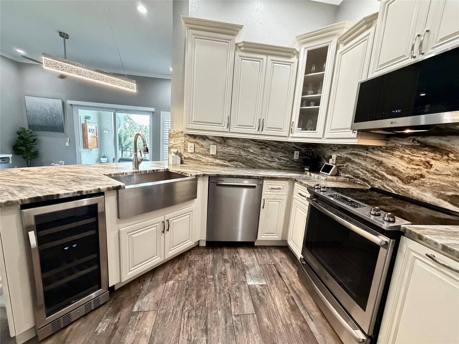 ISLAND PLACE A CONDO - Residential