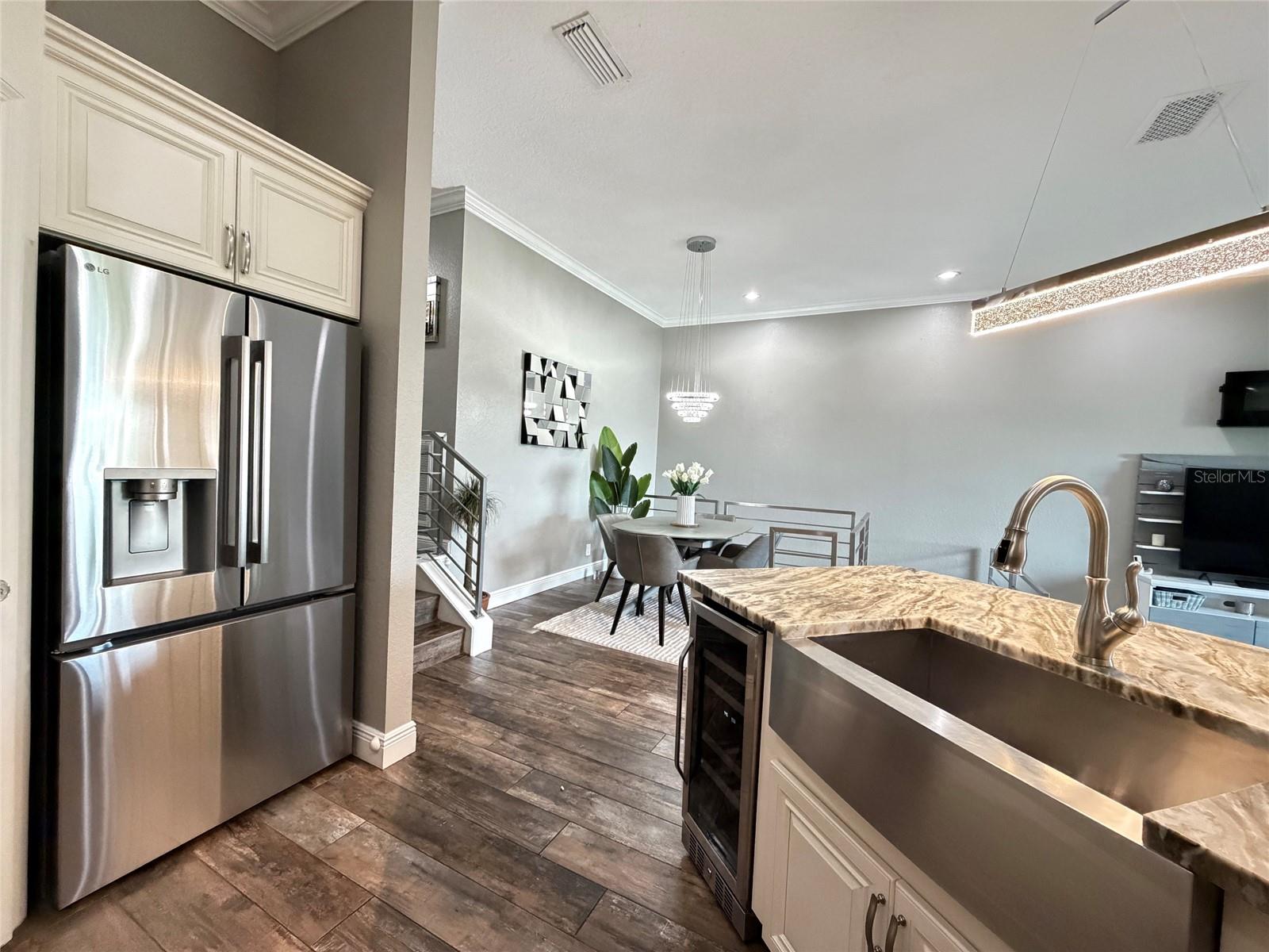 ISLAND PLACE A CONDO - Residential