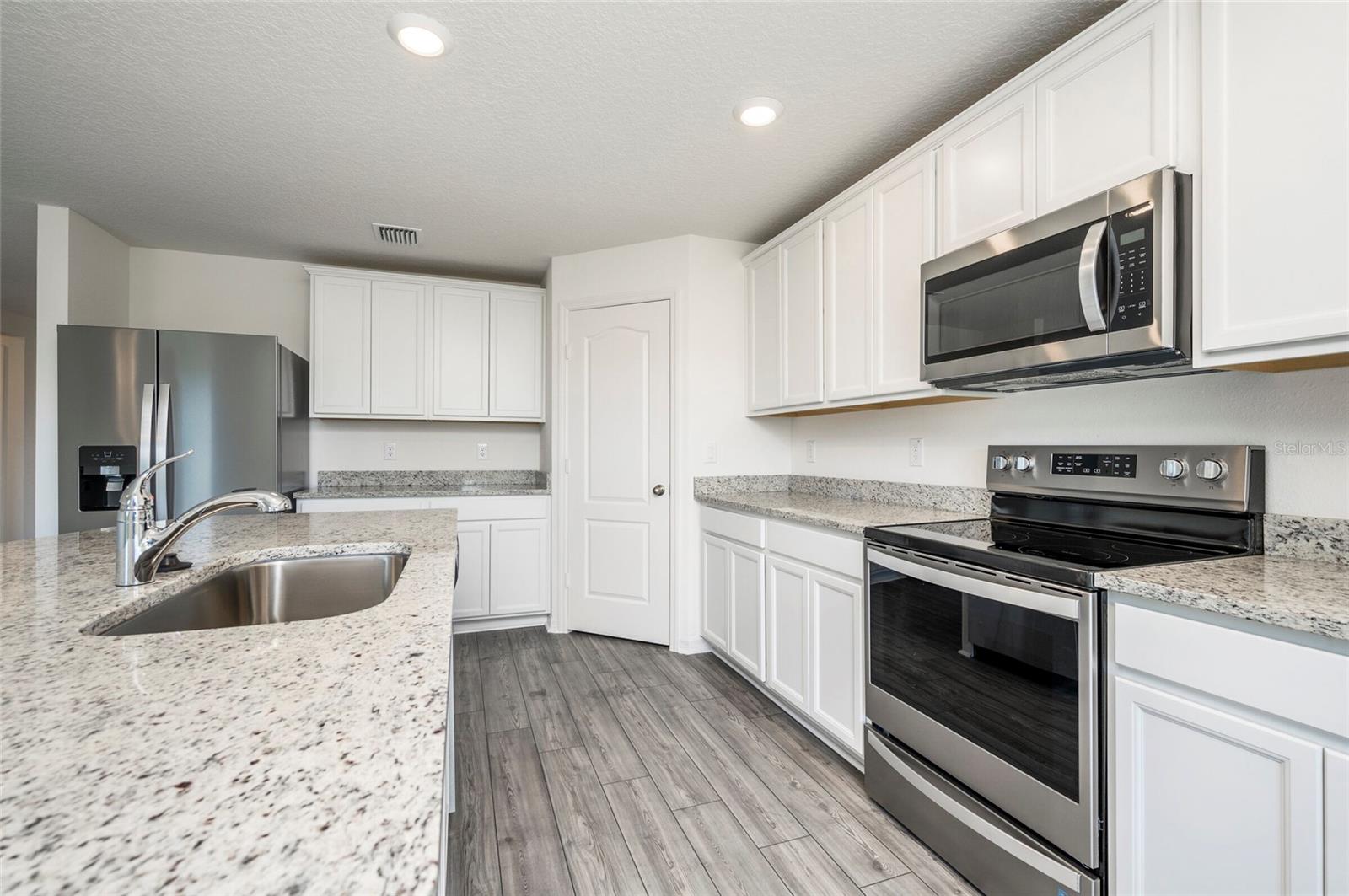 307 BOWFIN COURT