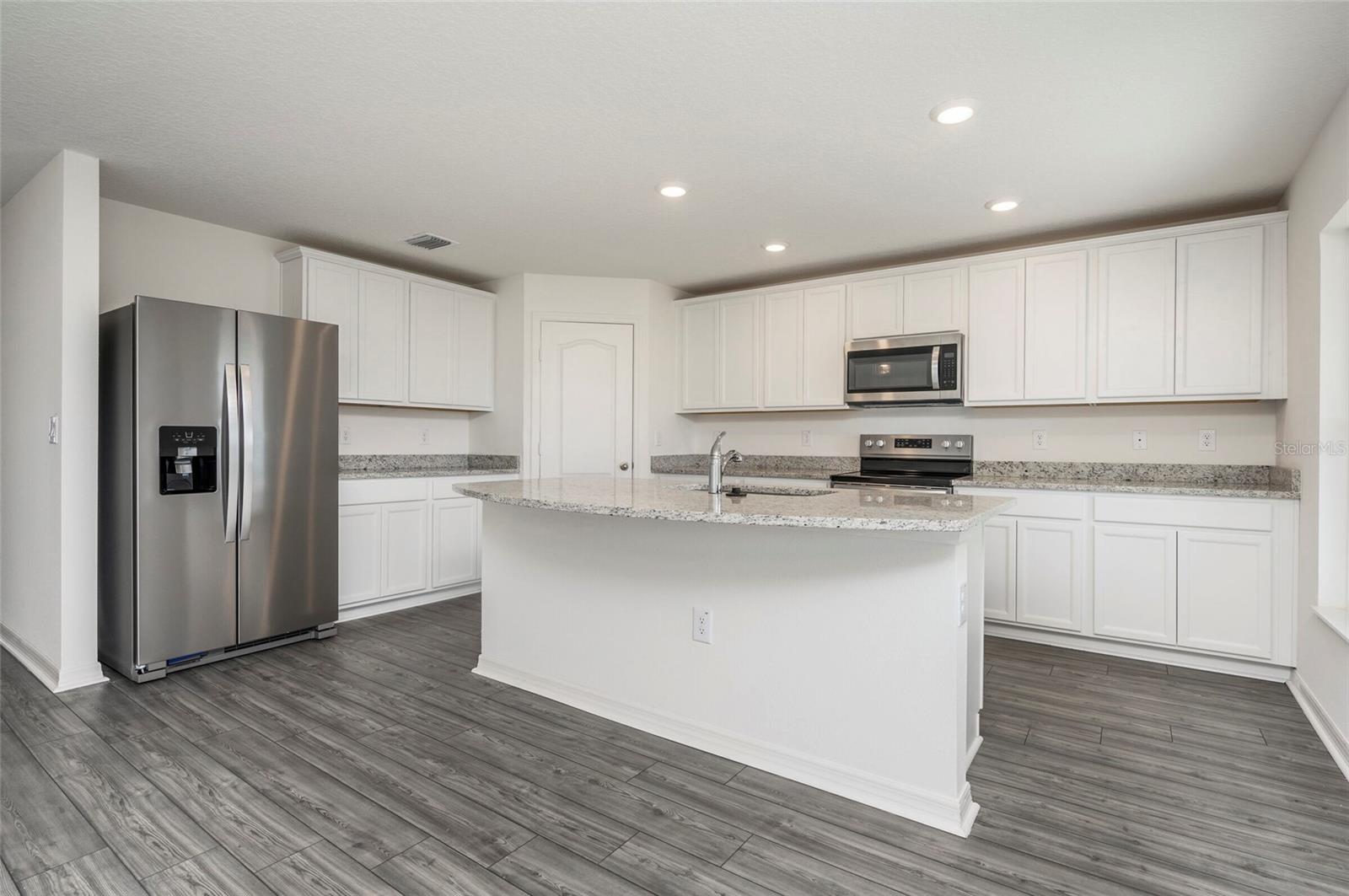 307 BOWFIN COURT
