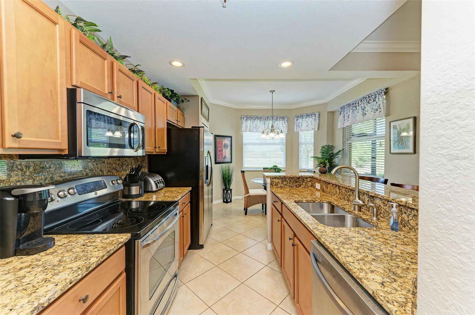 GRAND ESTUARY VI AT RIVER STRAND PH 2 - Residential Lease