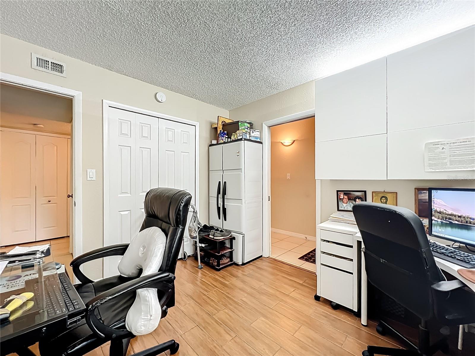 ESCONDIDO SEC 8 - Residential