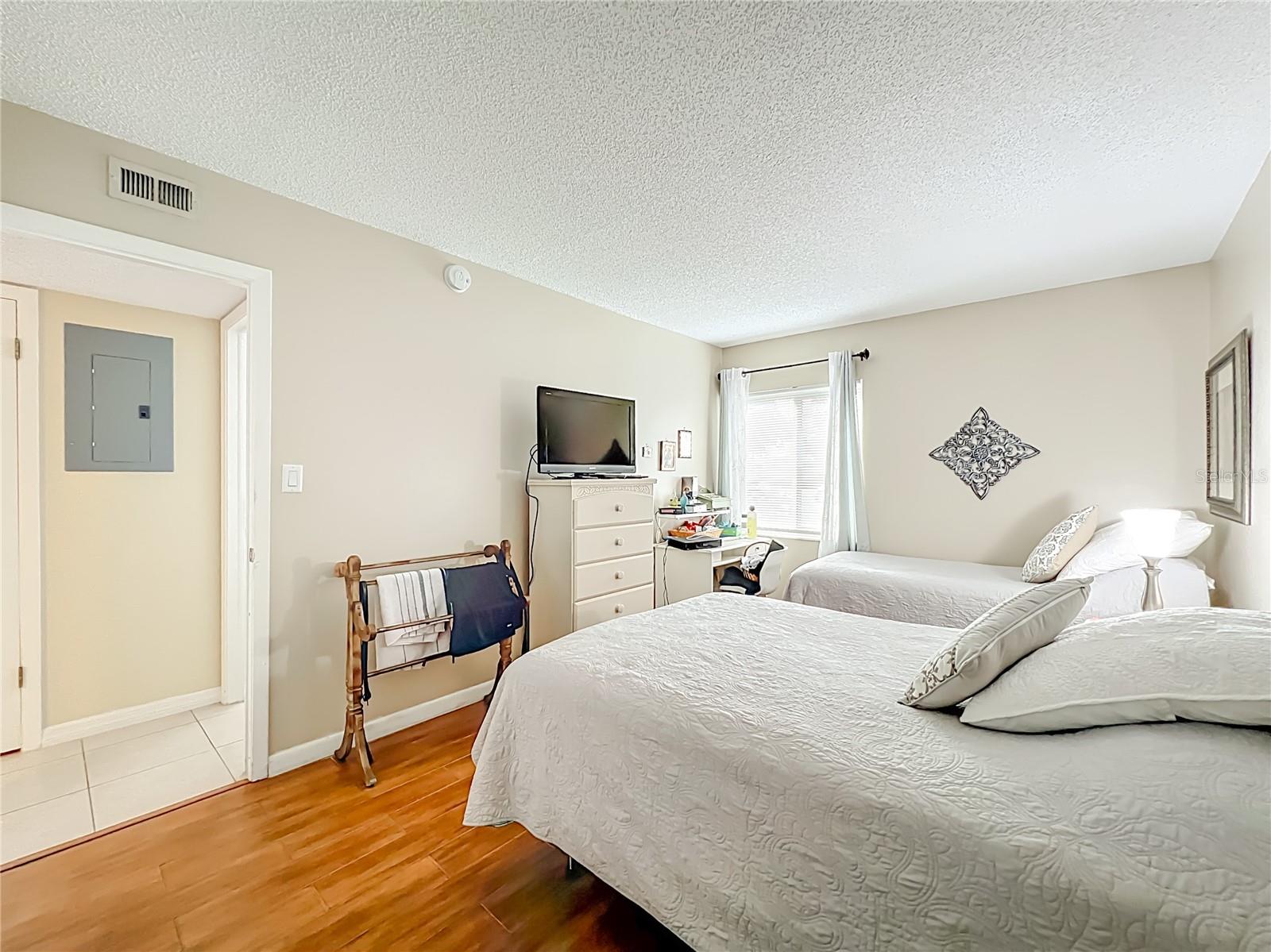 ESCONDIDO SEC 8 - Residential