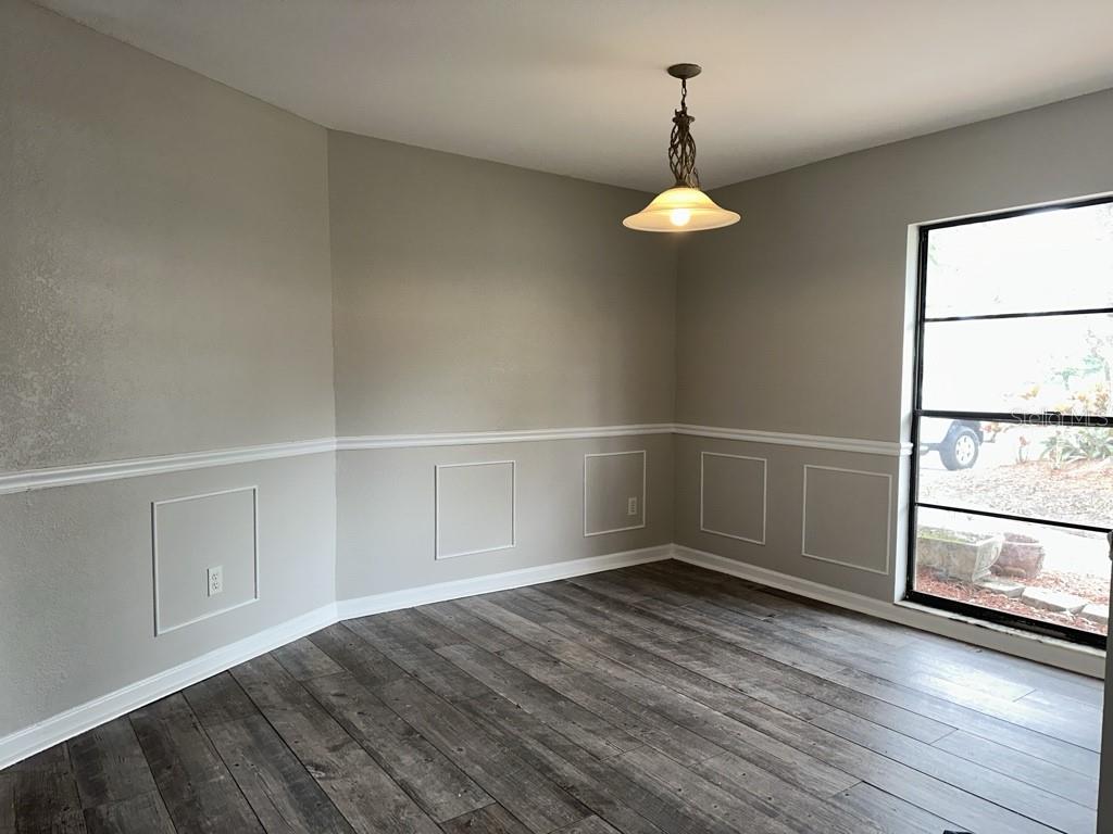 COUNTRY PLACE UNIT I - Residential Lease