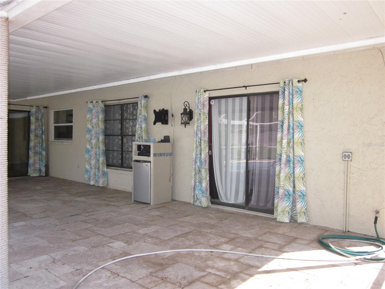 COUNTRY PLACE UNIT I - Residential Lease