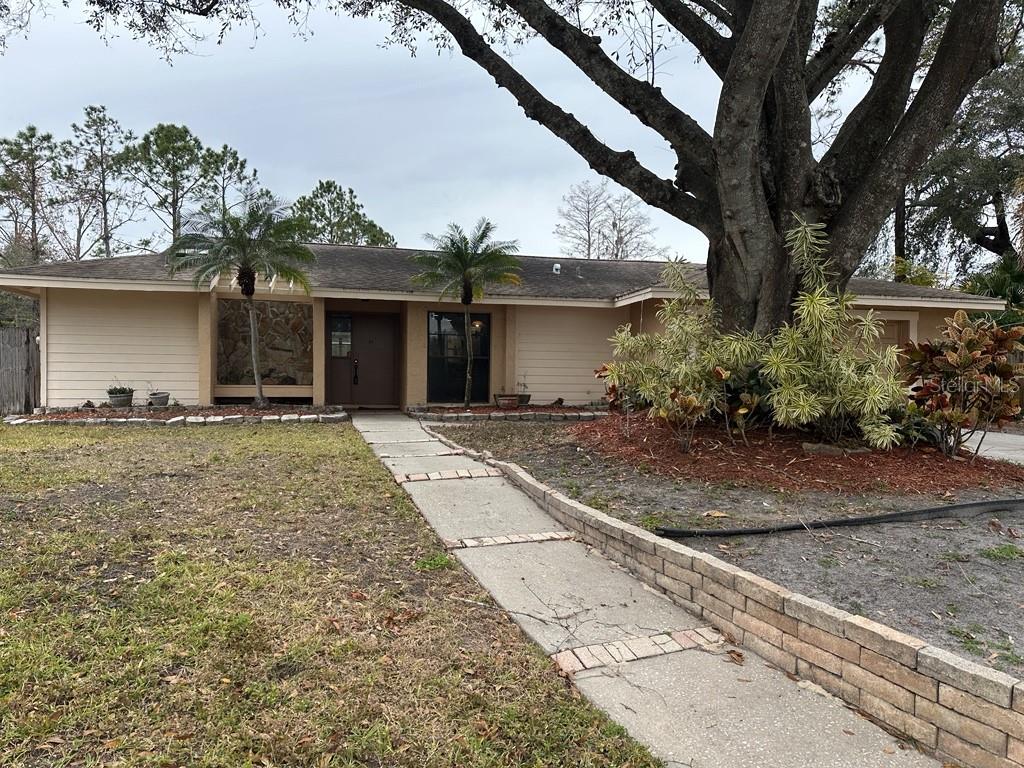 COUNTRY PLACE UNIT I - Residential Lease