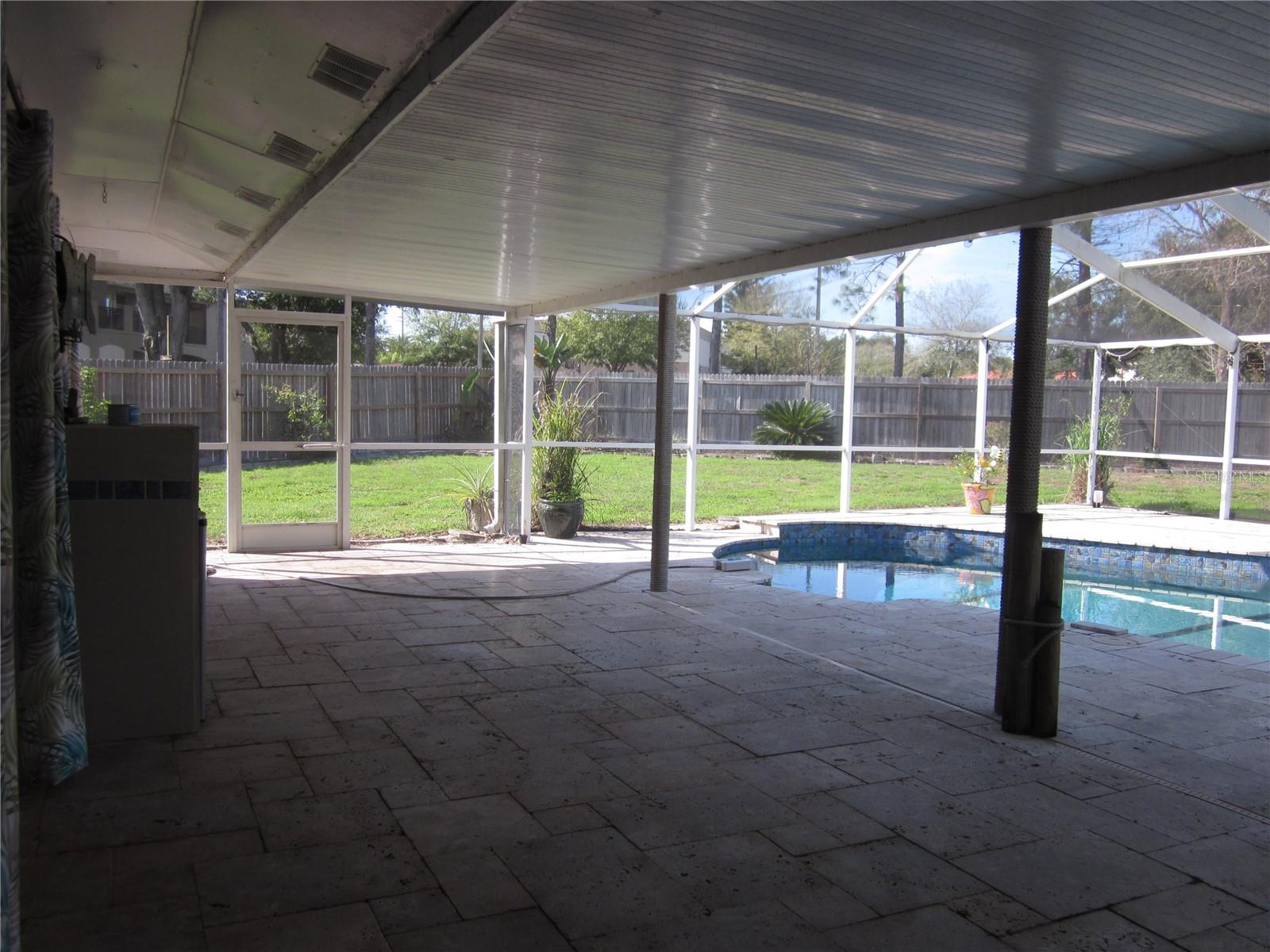 COUNTRY PLACE UNIT I - Residential Lease