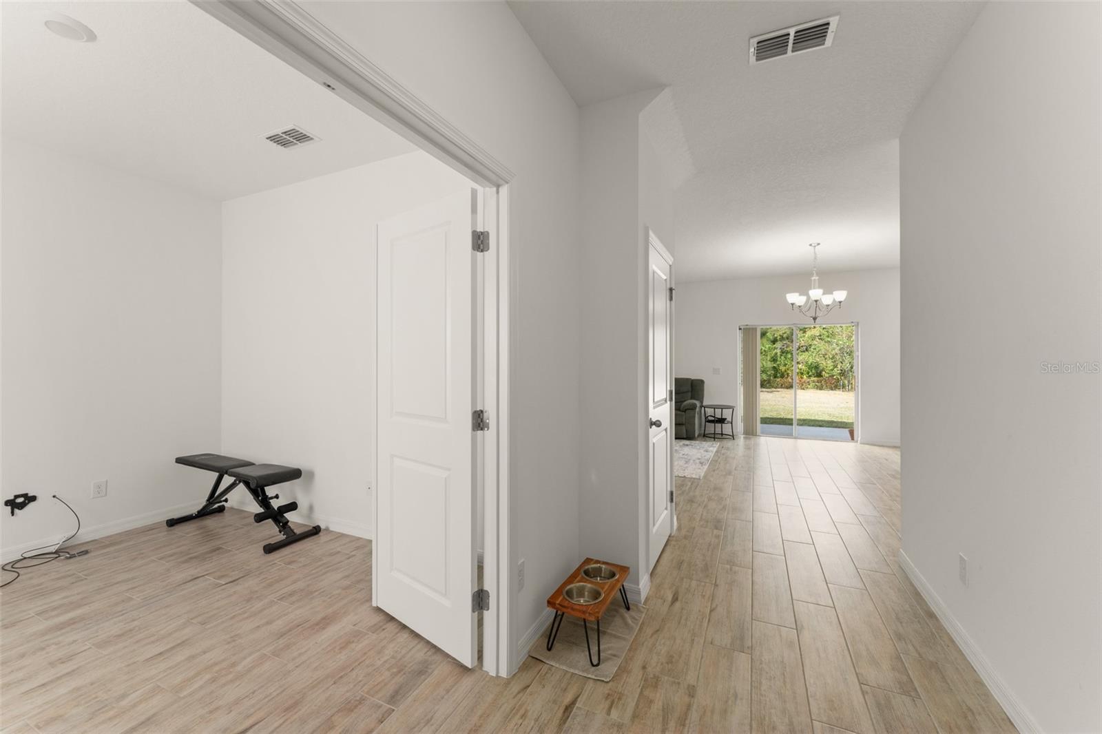 1612 HILL PARK DRIVE