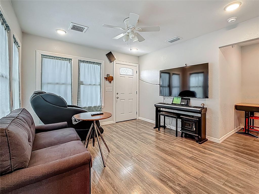 Photo of 5005 Tangerine Avenue S, Gulfport, FL 33707 (MLS # TB8394519)