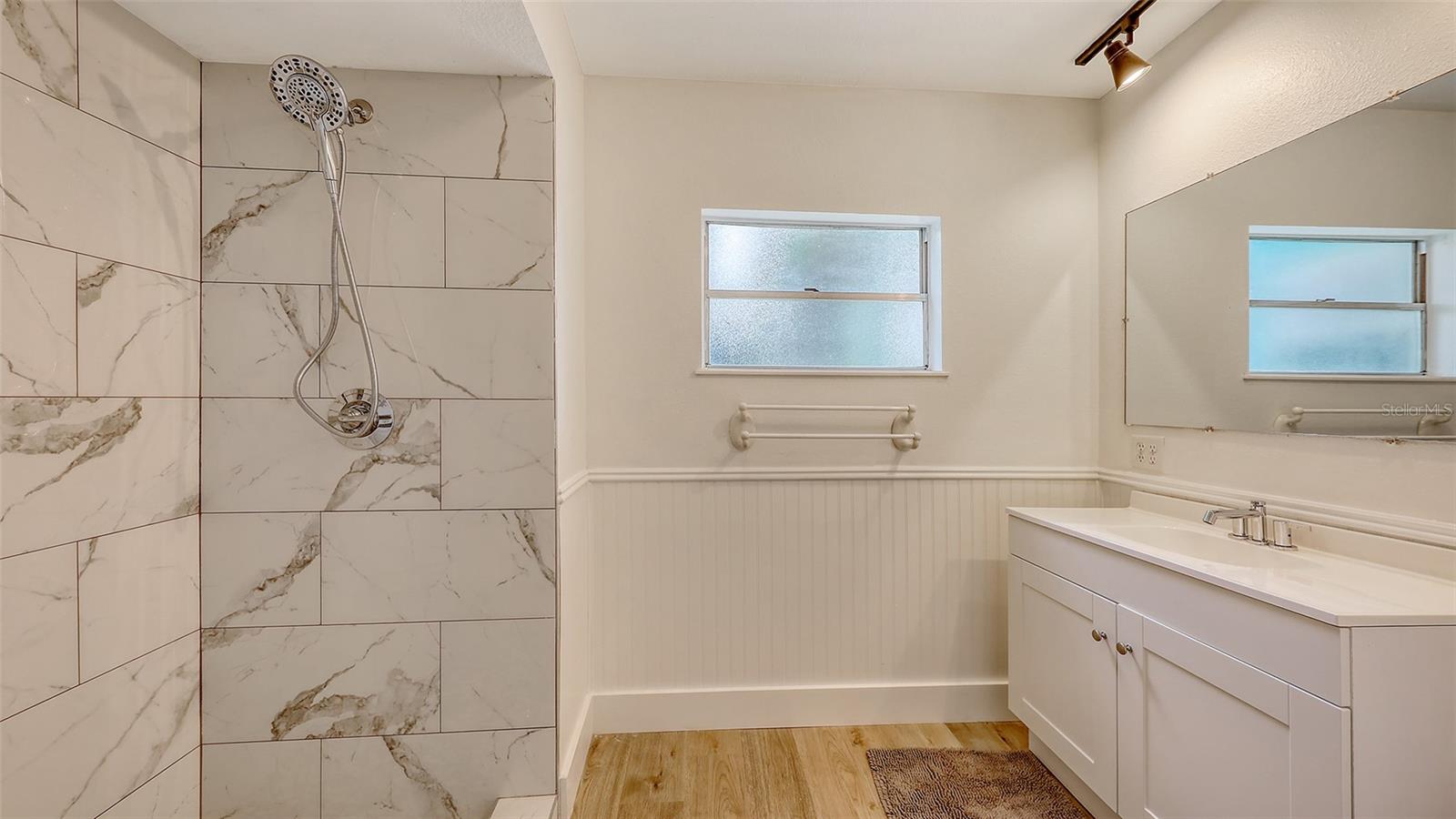 MARINELAND - Residential Lease