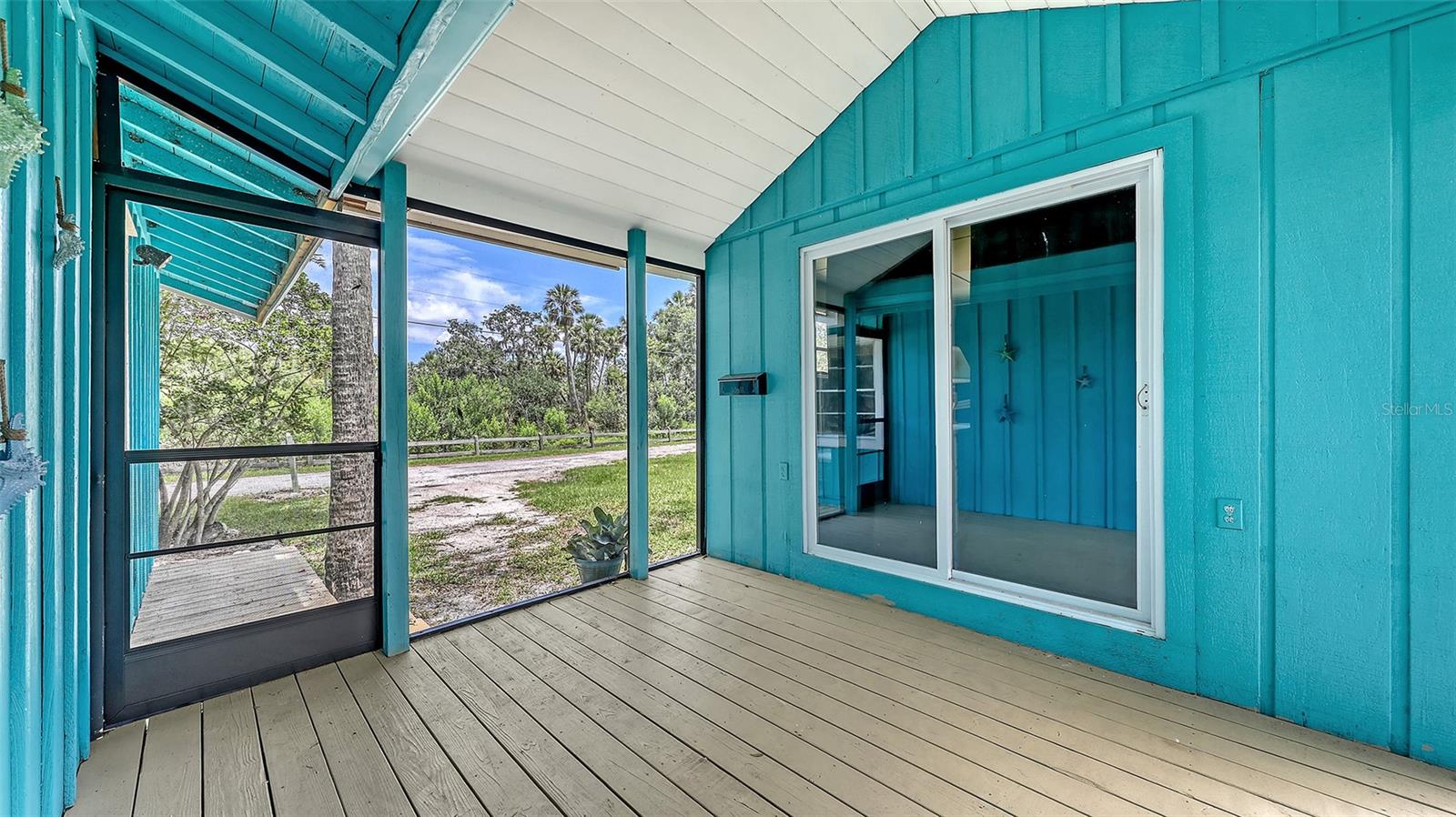 MARINELAND - Residential Lease
