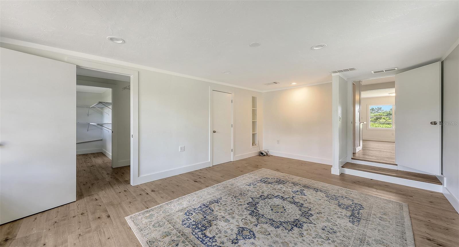 MARINELAND - Residential Lease