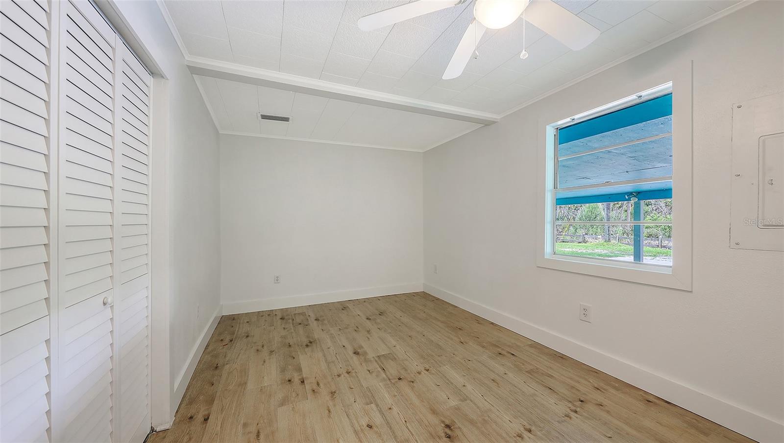 MARINELAND - Residential Lease