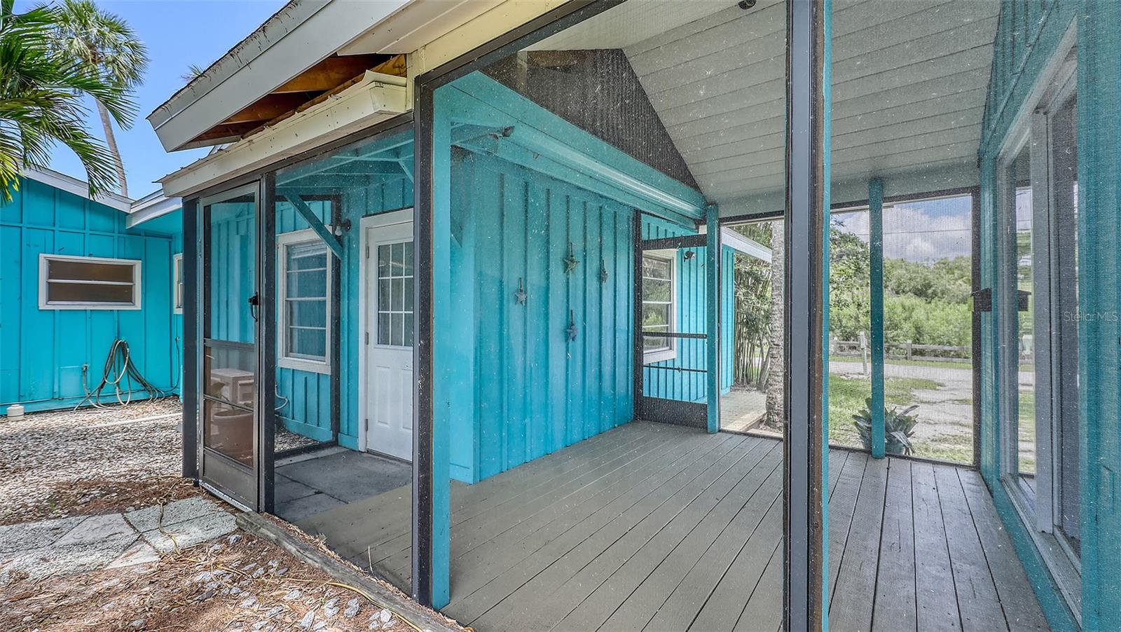 MARINELAND - Residential Lease
