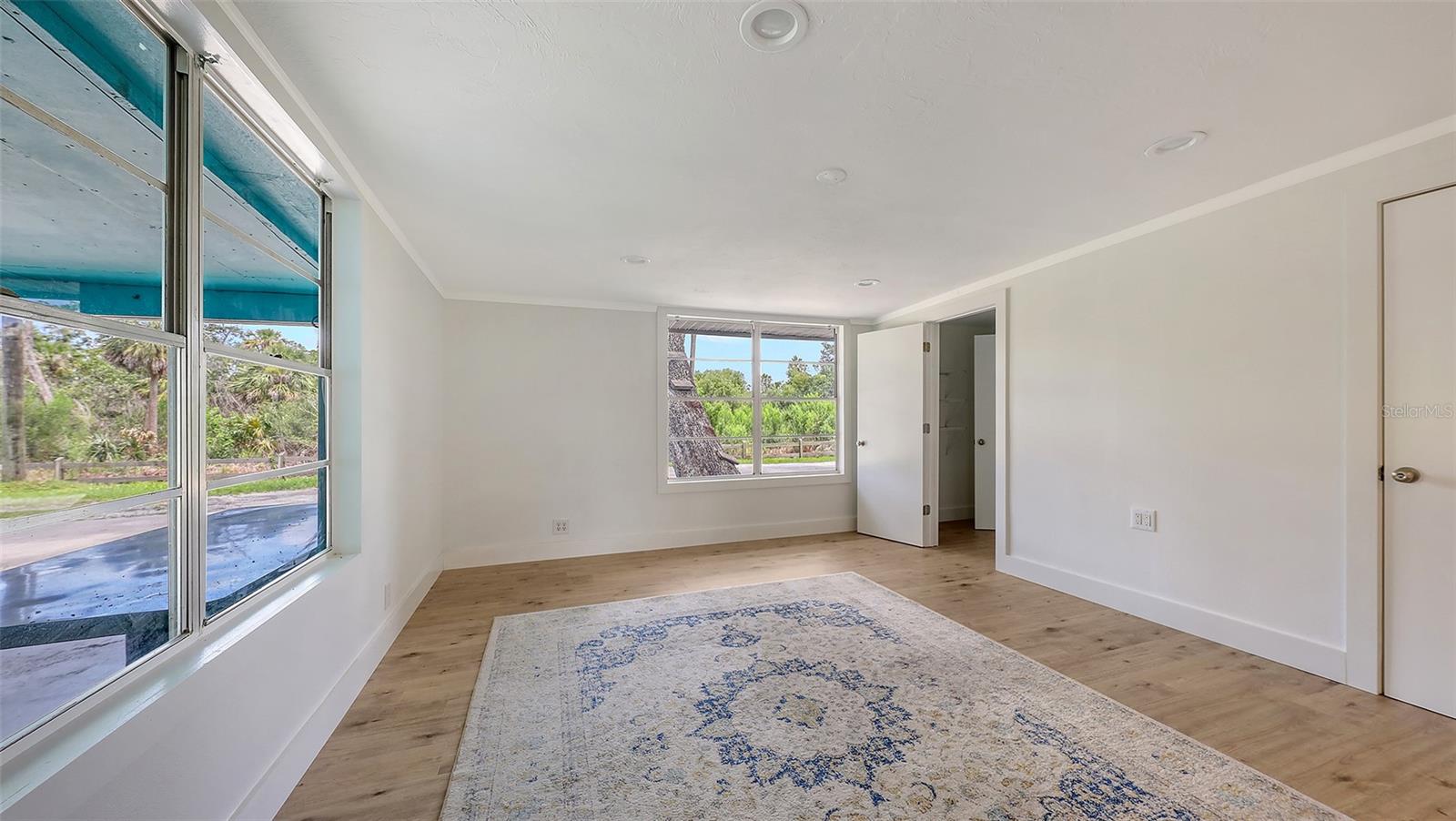 MARINELAND - Residential Lease