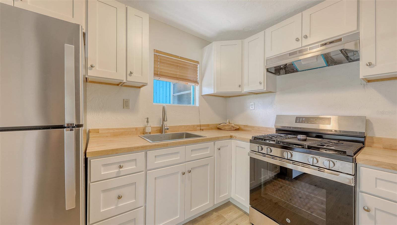 MARINELAND - Residential Lease