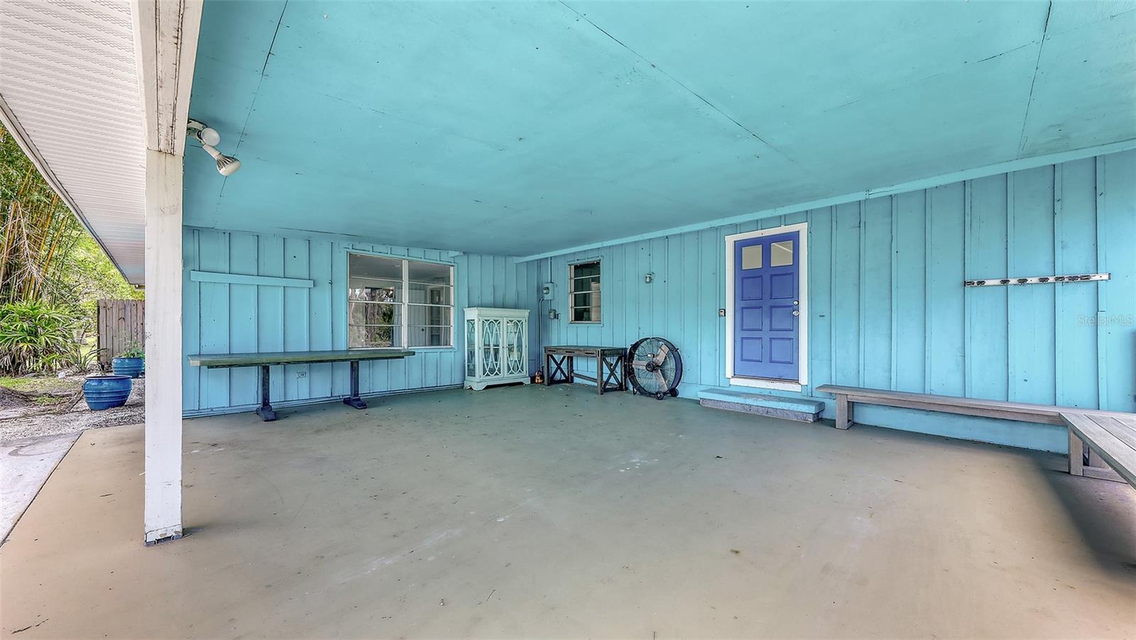 MARINELAND - Residential Lease
