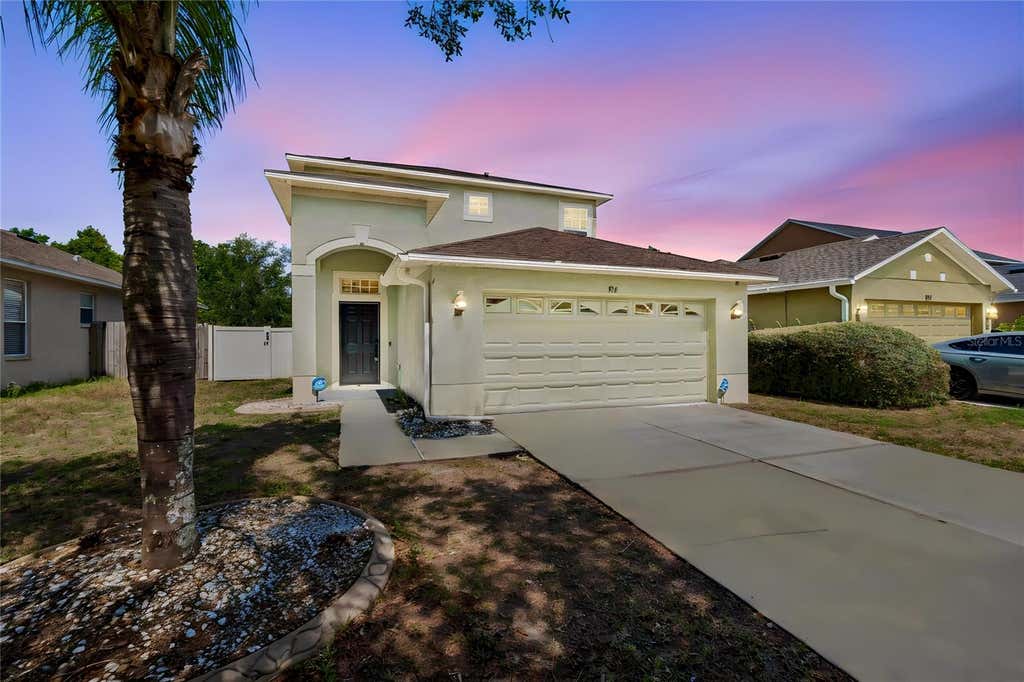 Photo of 915 Windton Oak Drive, Ruskin, FL 33570 (MLS # TB8525698)
