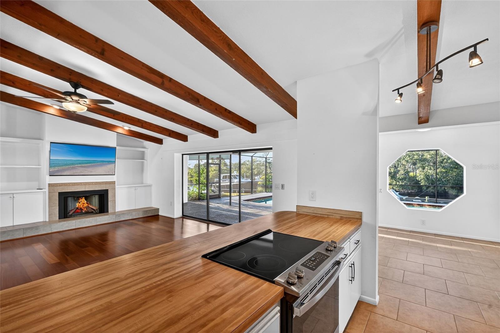 PHILLIPPI GARDENS 08 - Residential