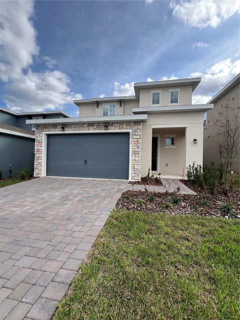 Photo of 2213 Juniper Berry Avenue, Minneola, FL 34715 (MLS # G5111575)