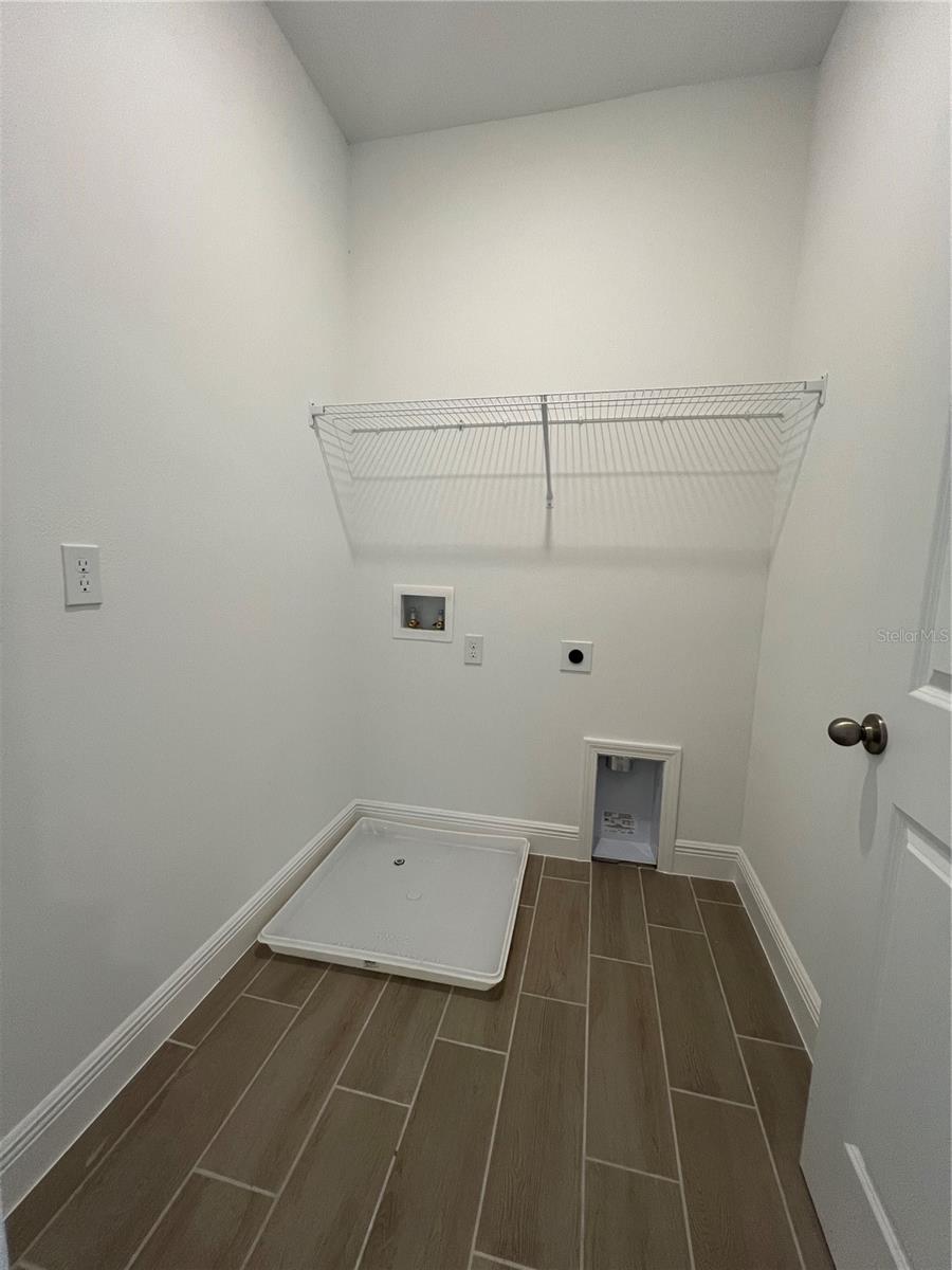 HILLS OF MINNEOLA - Residential