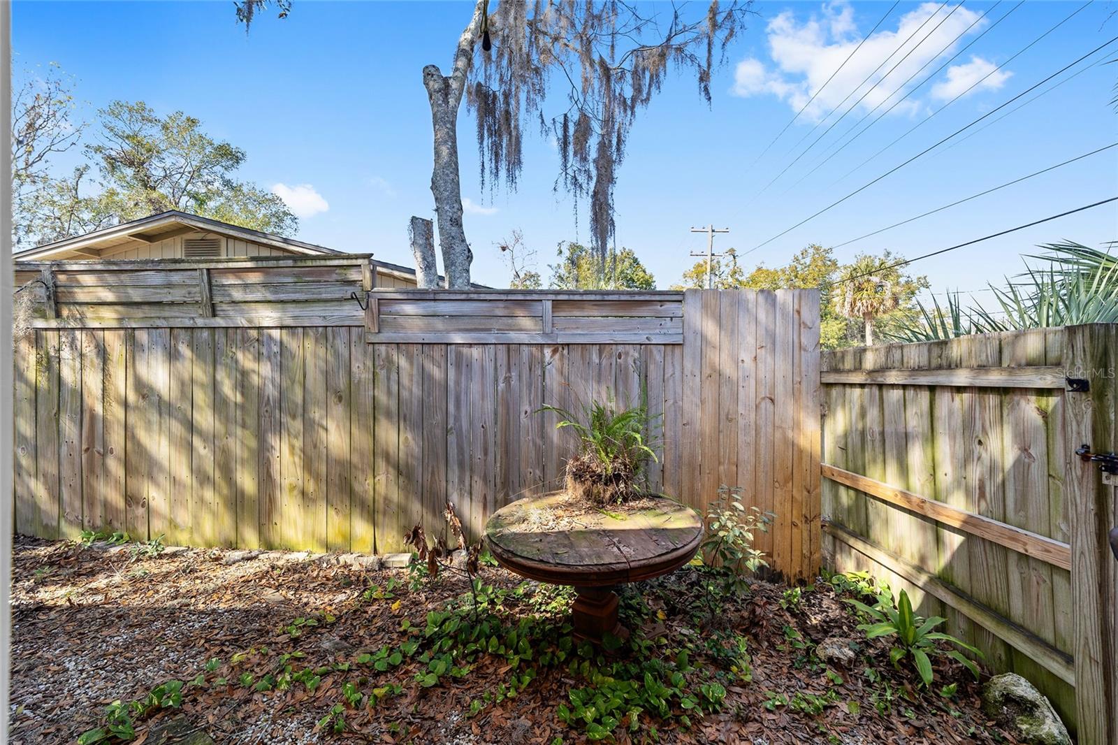 CALDWELLS ADD - Residential Lease
