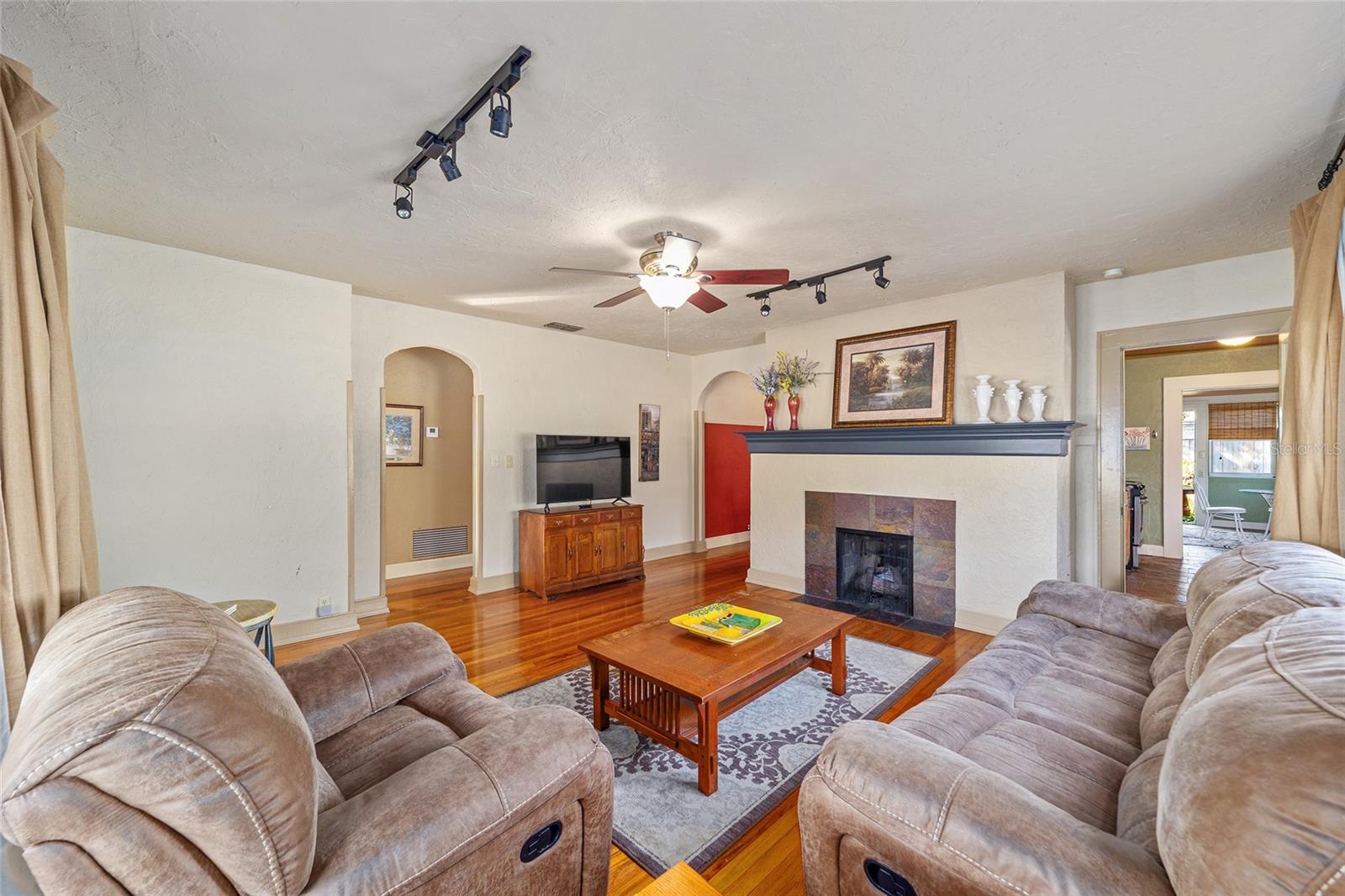 CALDWELLS ADD - Residential Lease