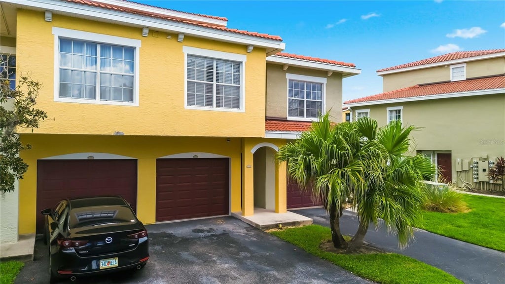 Photo of 5601 Bentgrass Drive #10-117, Sarasota, FL 34235 (MLS # A4705344)