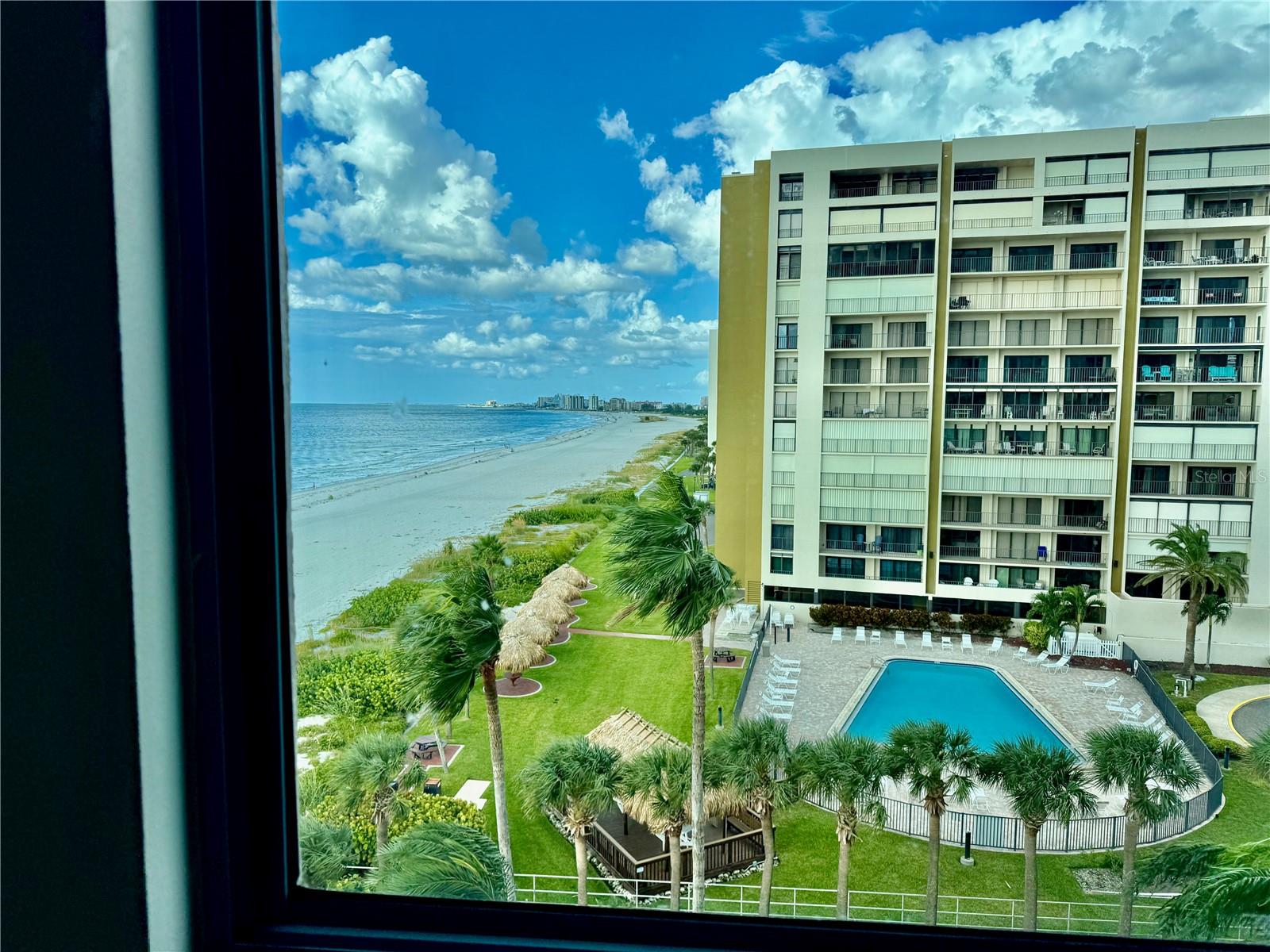 ULTIMAR ONE CONDO - Residential