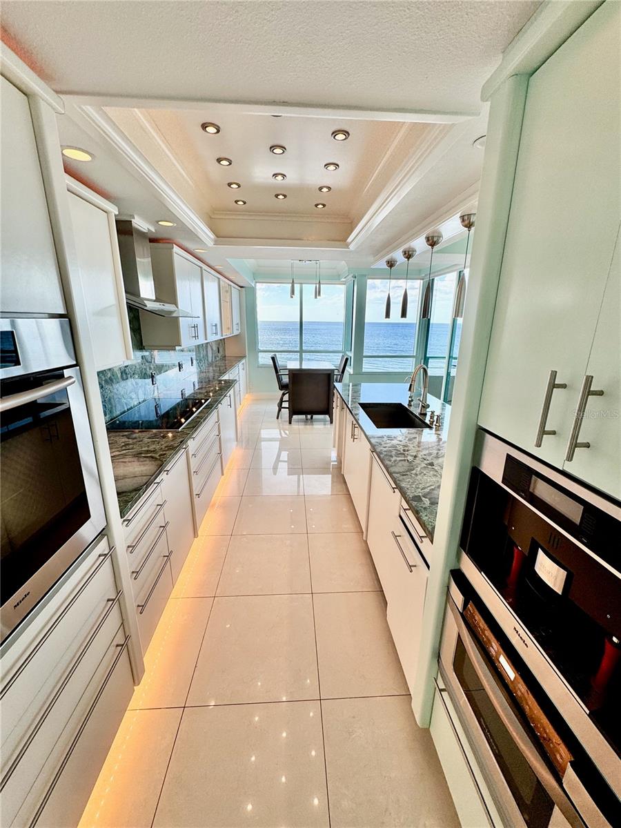 ULTIMAR ONE CONDO - Residential