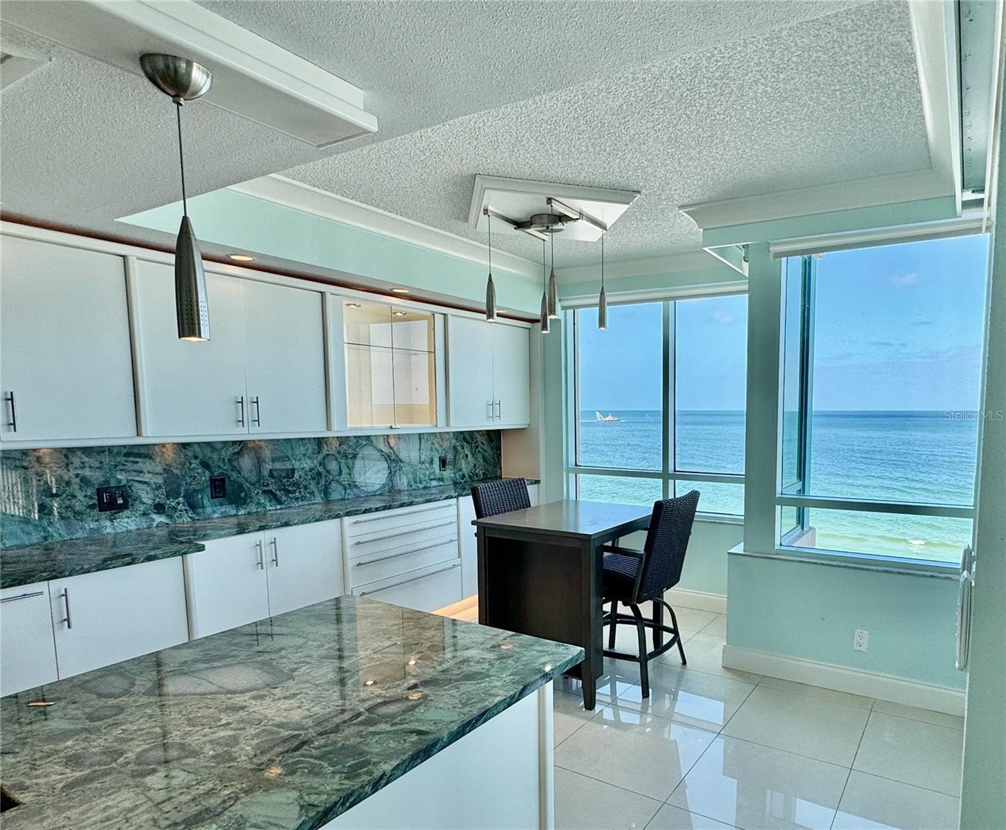 ULTIMAR ONE CONDO - Residential