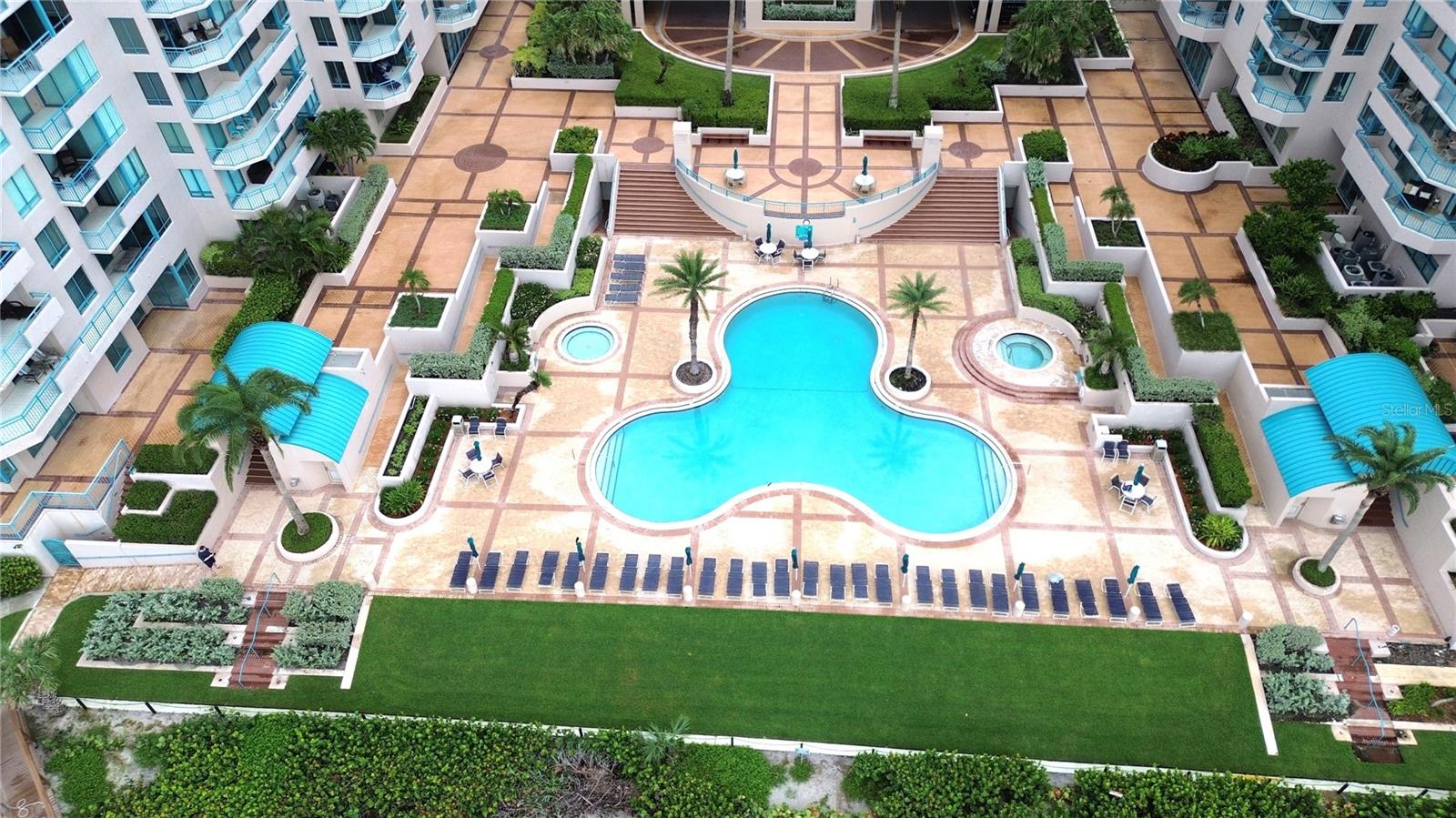 ULTIMAR ONE CONDO - Residential