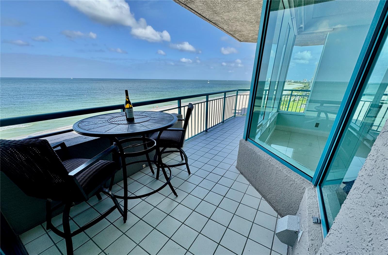 ULTIMAR ONE CONDO - Residential